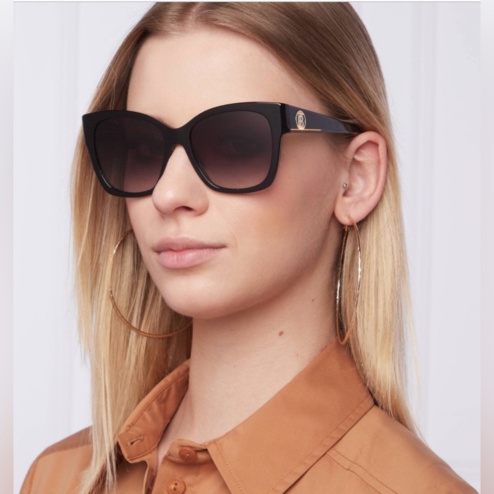 NEW Burberry Polarized Sunglasses